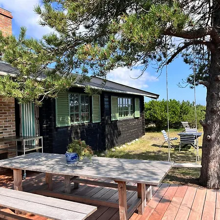 Marvelous Log House By Anholt's Desert Holiday home Anholt