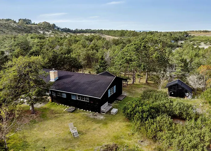 Marvelous Log House By Anholt's Desert